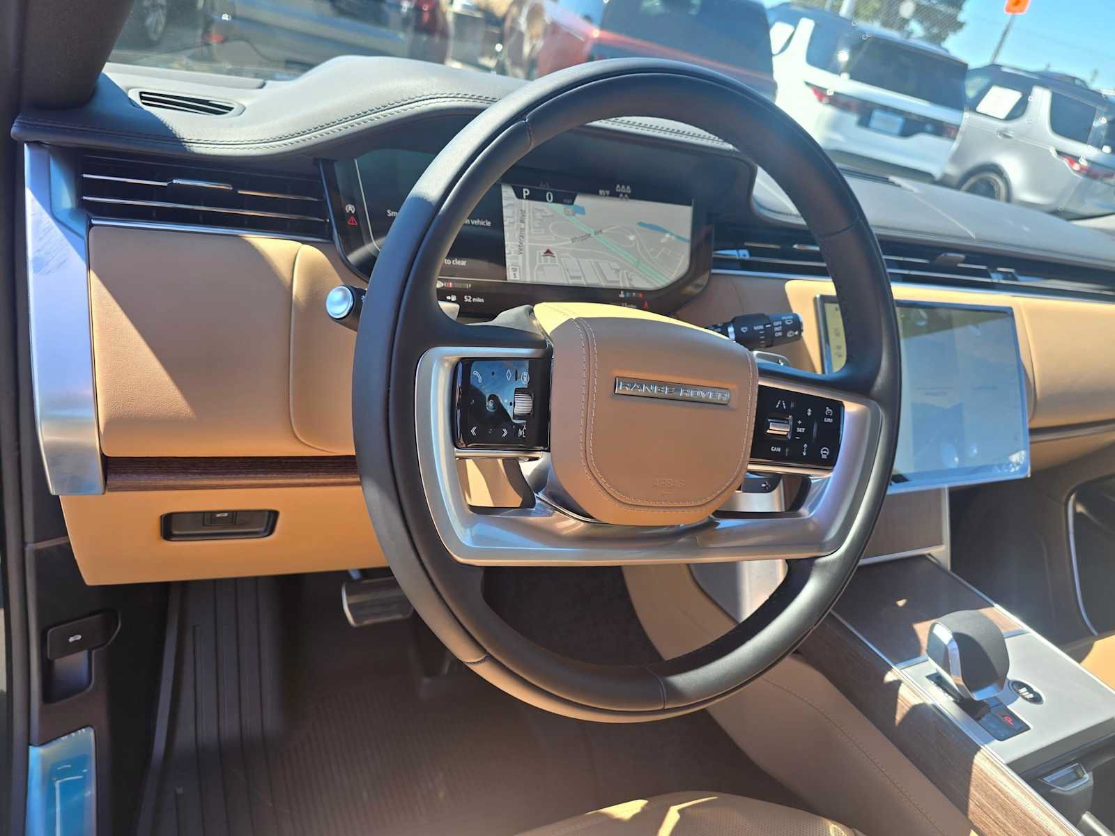 New 2026 Land Rover Range Rover Long Wheelbase SE AWD/4WD image 25