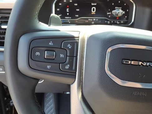 Used 2025 GMC Sierra 1500 Denali AWD/4WD image 26