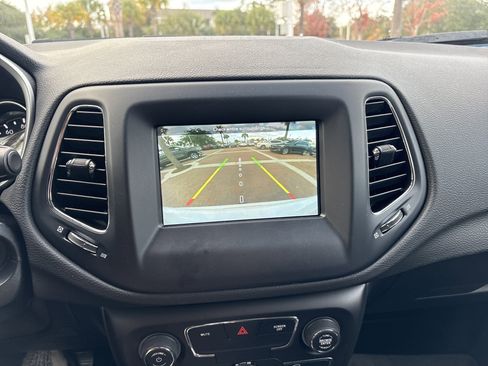 Used 2021 Jeep Compass Latitude w/ Convenience Group image 24