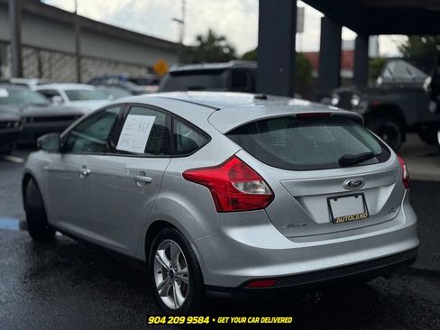 Used 2014 Ford Focus SE FWD image 7