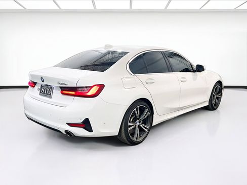 Used 2021 BMW 330e w/ Convenience Package image 4