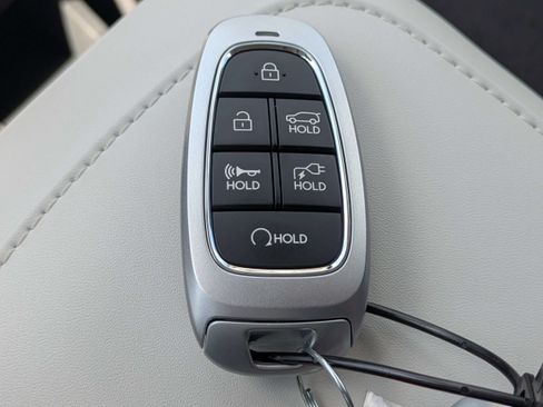 Used 2024 Hyundai Ioniq 5 SEL RWD image 28