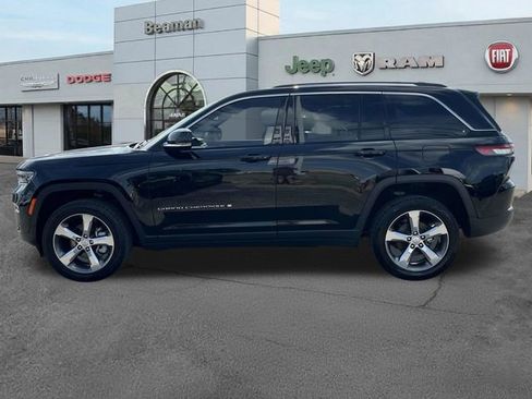 Used 2022 Jeep Grand Cherokee Limited AWD/4WD image 4