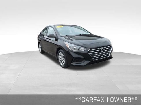Used 2020 Hyundai Accent SE image 2
