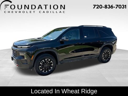 Used 2026 Chevrolet Traverse Z71 w/ LPO, Floor Liner Package AWD/4WD image 1