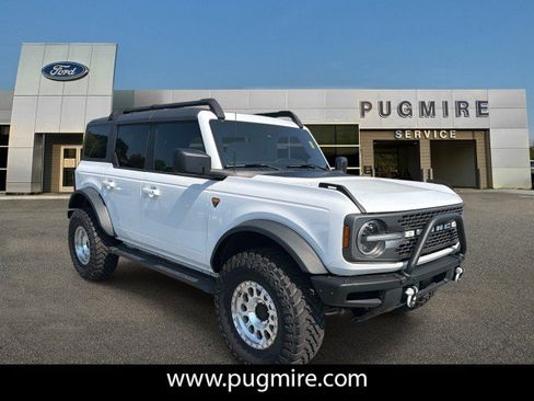 Used 2023 Ford Bronco Badlands w/ Sasquatch Package AWD/4WD image 1