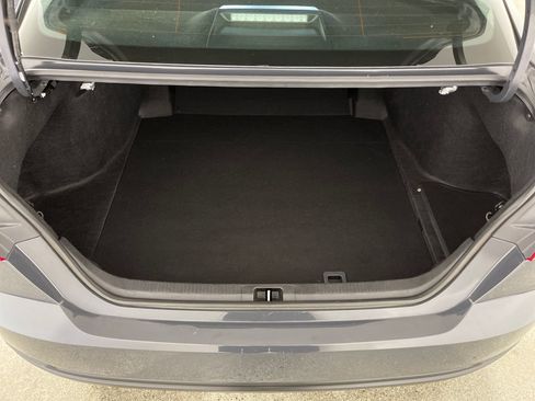 Used 2025 Toyota Camry LE FWD image 10