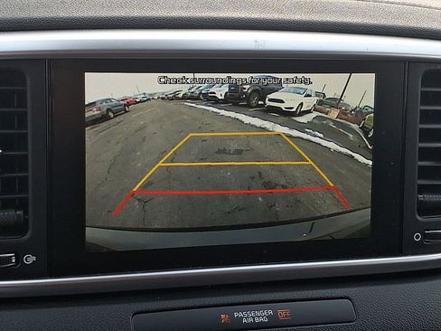 Certified 2022 Kia Sportage LX image 25