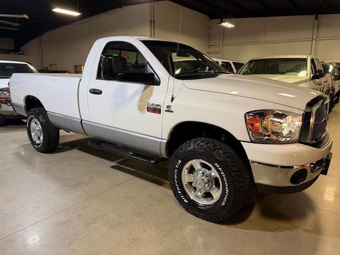 Used 2007 Dodge Ram 2500 Truck SLT w/ Trailer Tow Group AWD/4WD image 1
