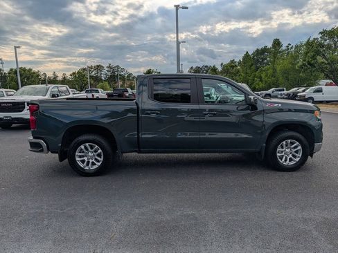 Used 2025 Chevrolet Silverado 1500 LT AWD/4WD image 5