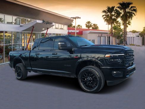 Used 2025 RAM 3500 Limited image 1