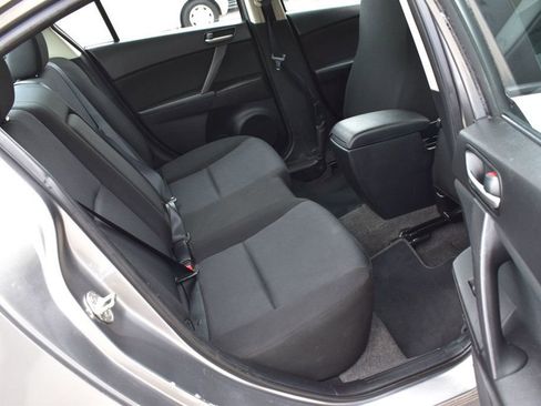 Used 2011 MAZDA MAZDA3 i Touring image 25