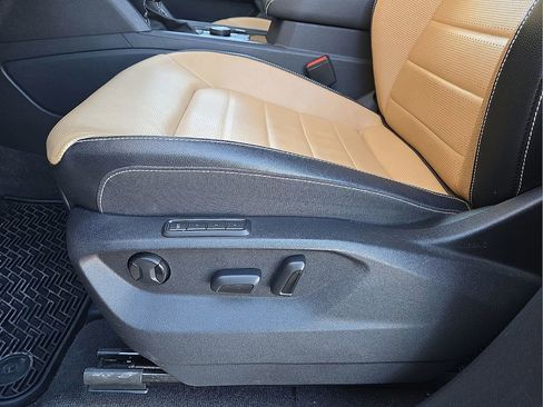 Used 2022 Volkswagen Atlas Cross Sport SEL Premium R-Line w/ Cross Sport MDO Package image 27