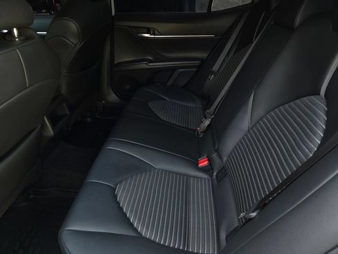 Used 2024 Toyota Camry SE FWD image 13