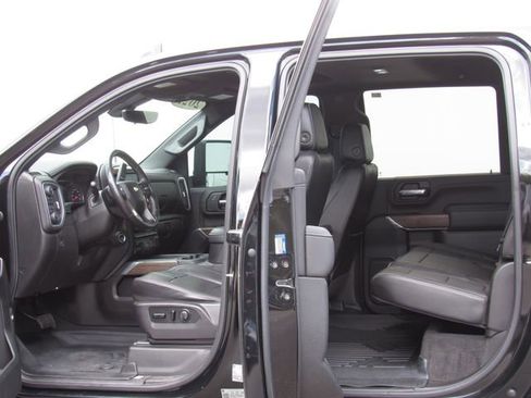 Used 2021 Chevrolet Silverado 3500 High Country w/ Z71 Off-Road Package AWD/4WD image 19