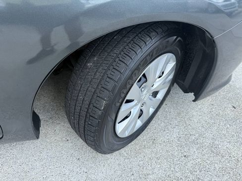 Used 2012 Honda Civic LX image 26