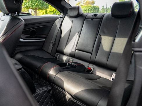 Used 2016 BMW 435i Coupe w/ Technology Package image 24