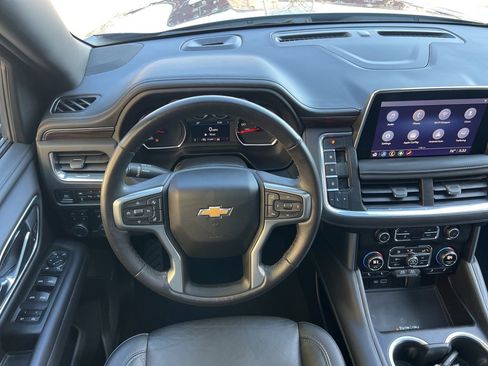 Used 2021 Chevrolet Suburban LT w/ LT Signature Package image 24