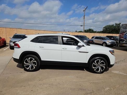 Used 2021 Volkswagen Atlas Cross Sport SE AWD/4WD image 12