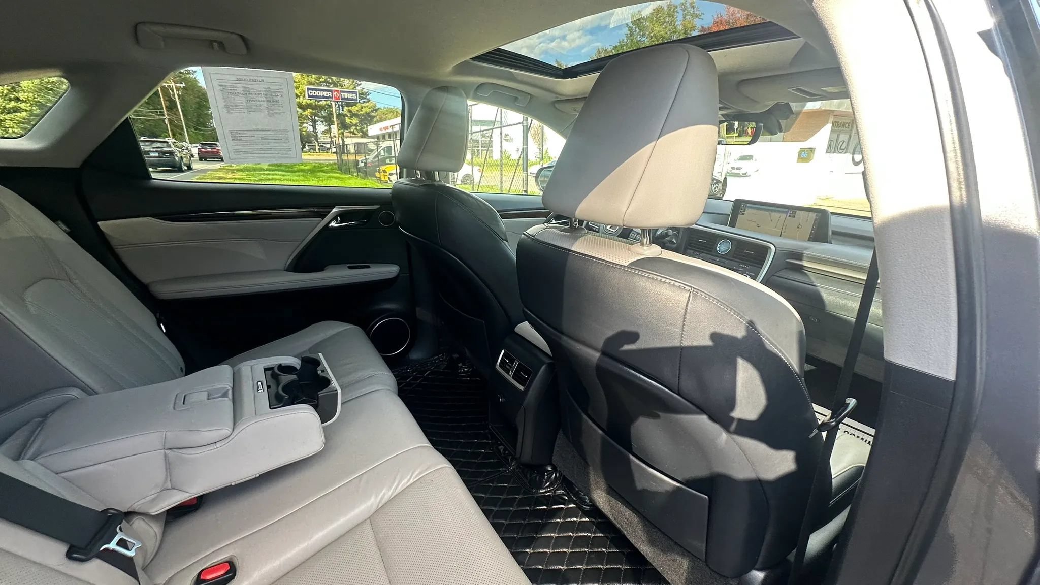 Used 2017 Lexus RX 350 AWD w/ Premium Package image 35