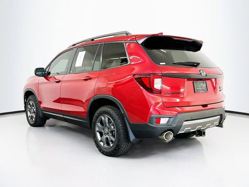 Used 2024 Honda Passport TrailSport image 5
