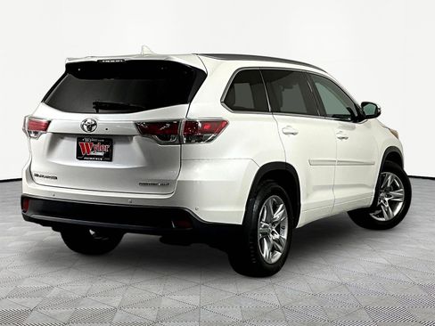Used 2015 Toyota Highlander Limited Platinum AWD/4WD image 6