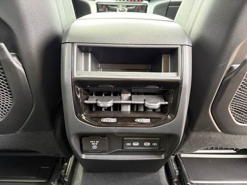 New 2026 Jeep Grand Cherokee Altitude AWD/4WD image 16