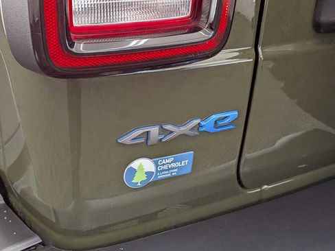 Used 2023 Jeep Wrangler Unlimited image 14