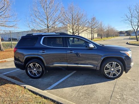 Used 2018 GMC Acadia Denali w/ Technology Package image 7