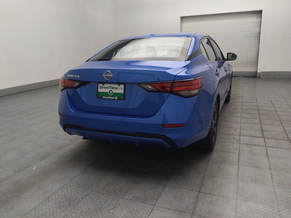 Used 2025 Nissan Sentra SV FWD image 9