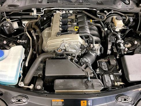 Used 2020 MAZDA MX-5 Miata RF Club RWD image 9