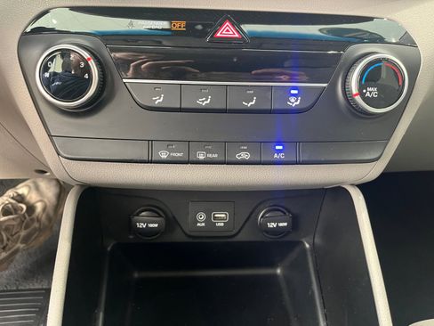 Used 2020 Hyundai Tucson SE image 26