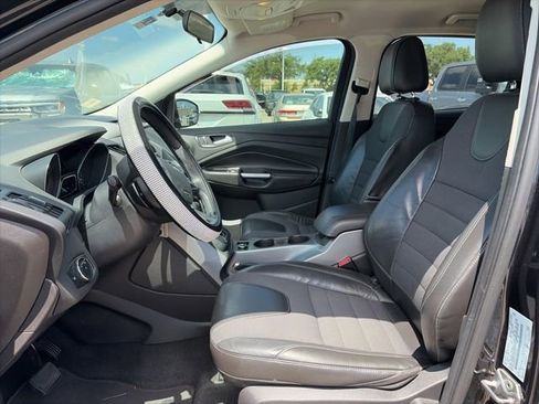 Used 2015 Ford Escape SE w/ SE Chrome Package FWD image 10