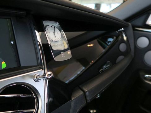 Used 2013 Rolls-Royce Ghost 4dr Sedan image 23