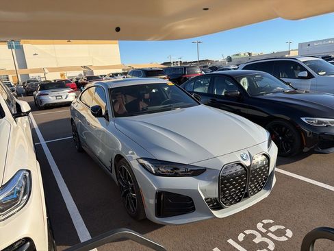 Certified 2023 BMW i4 eDrive40 w/ M Sport Package image 2