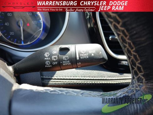 Used 2021 Chrysler Pacifica Touring-L w/ Uconnect Theater Family Group AWD/4WD image 20