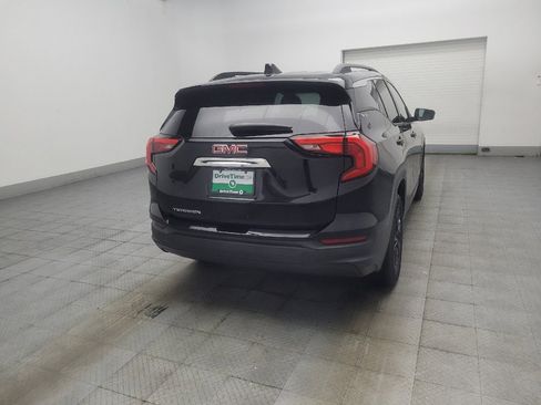 Used 2020 GMC Terrain SLE w/ Driver Convenience Package FWD image 9