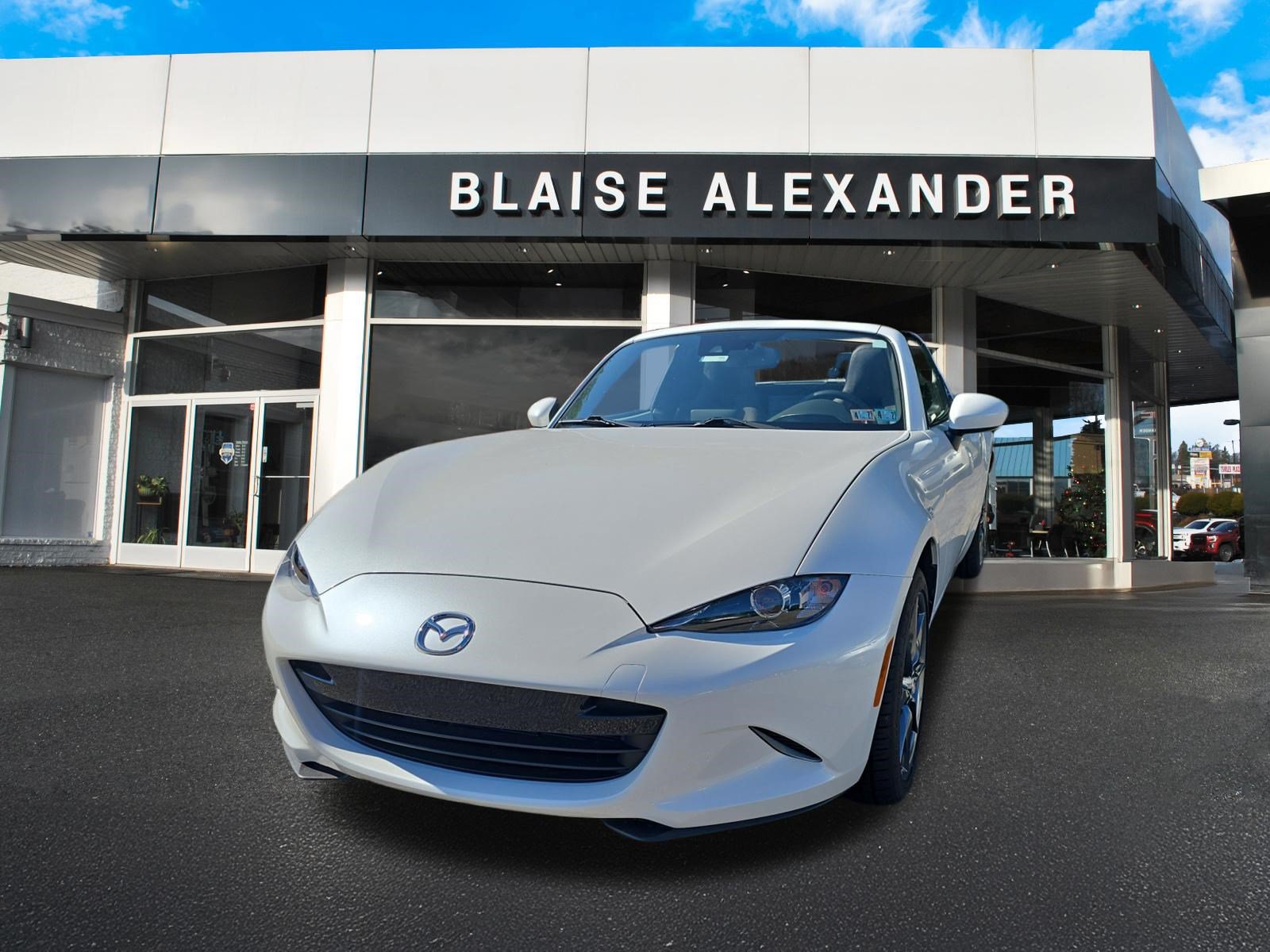Used 2019 MAZDA MX-5 Miata RF Grand Touring RWD image 7