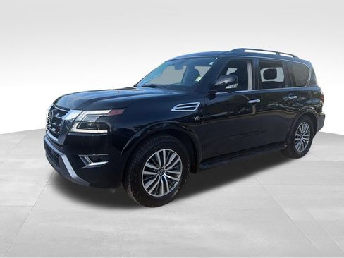 Used 2021 Nissan Armada SL w/ Captain's Chairs Package RWD image 3