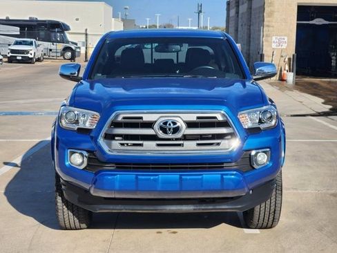 Used 2017 Toyota Tacoma Limited image 11