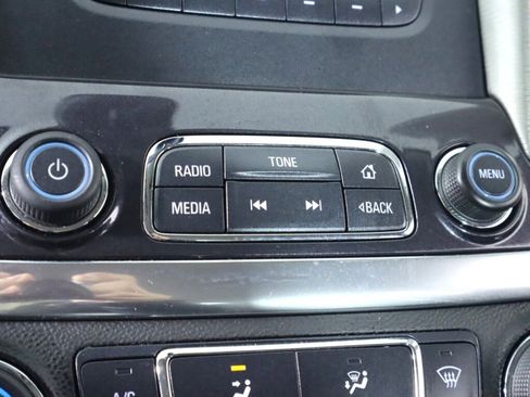 Used 2017 Chevrolet Impala LS w/ Protection Package image 18