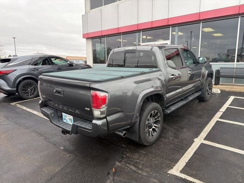 Used 2018 Toyota Tacoma Limited image 5