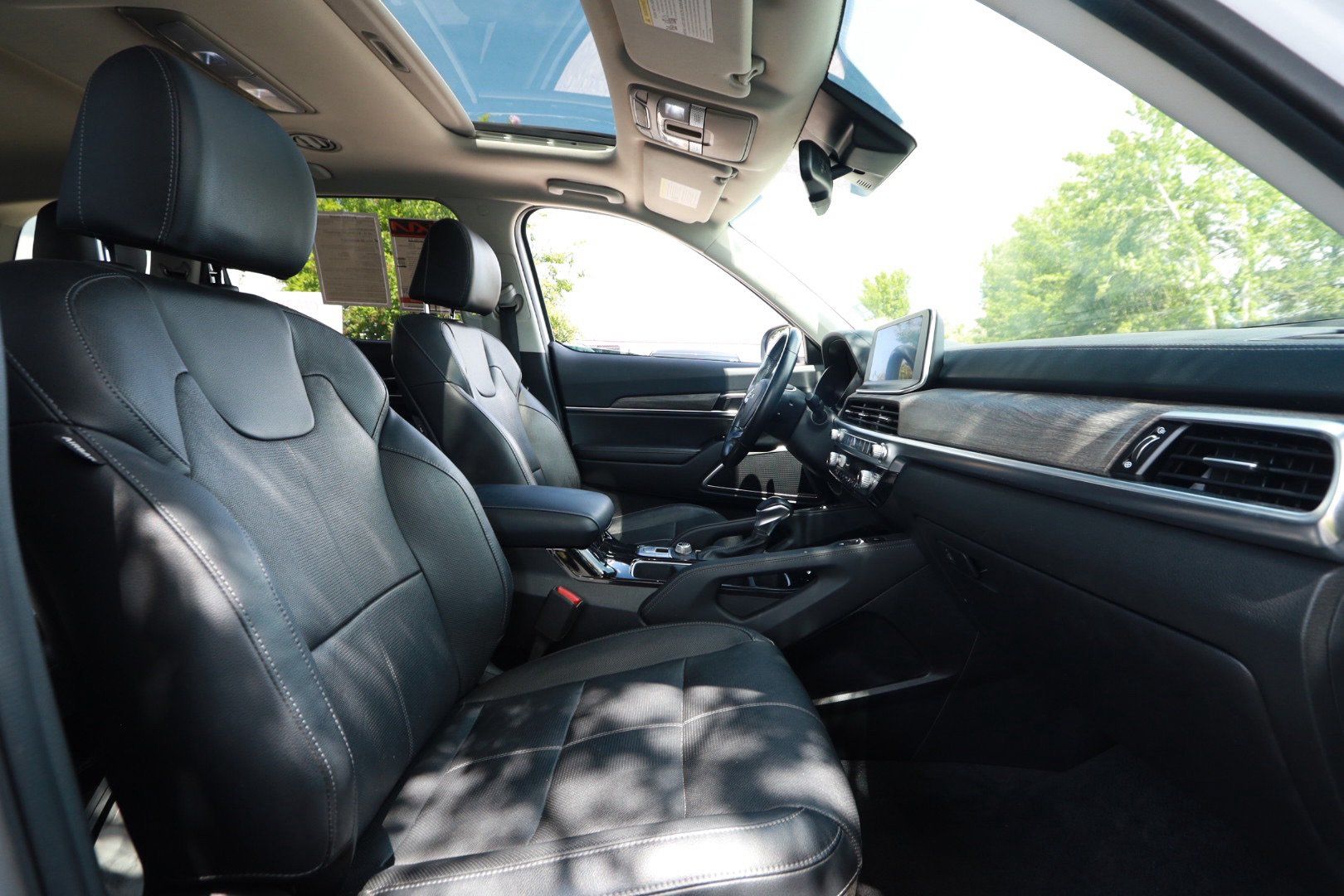 Used 2022 Kia Telluride EX w/ EX Premium Package FWD image 30