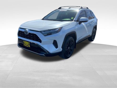 Certified 2023 Toyota RAV4 SE w/ Convenience Package image 8
