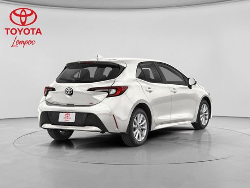 New 2026 Toyota Corolla SE image 2