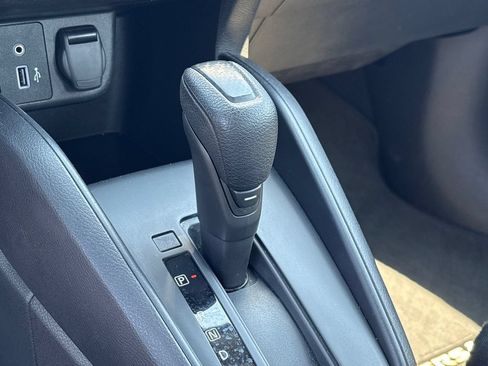 Used 2025 Nissan Versa S FWD image 23