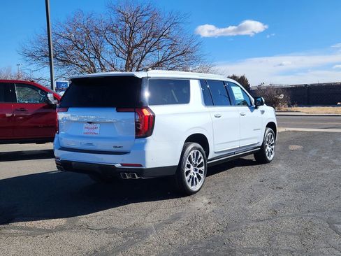 New 2026 GMC Yukon XL Denali w/ Sun & Power Step Package image 5