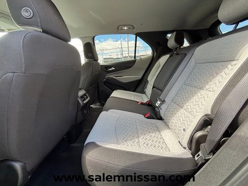 Used 2022 Chevrolet Equinox LT AWD/4WD image 15