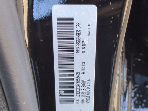 Used 2015 Chrysler 200 C w/ Navigation & Sound Group I image 43