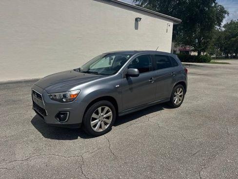 Used 2014 Mitsubishi Outlander Sport SE AWD/4WD image 2